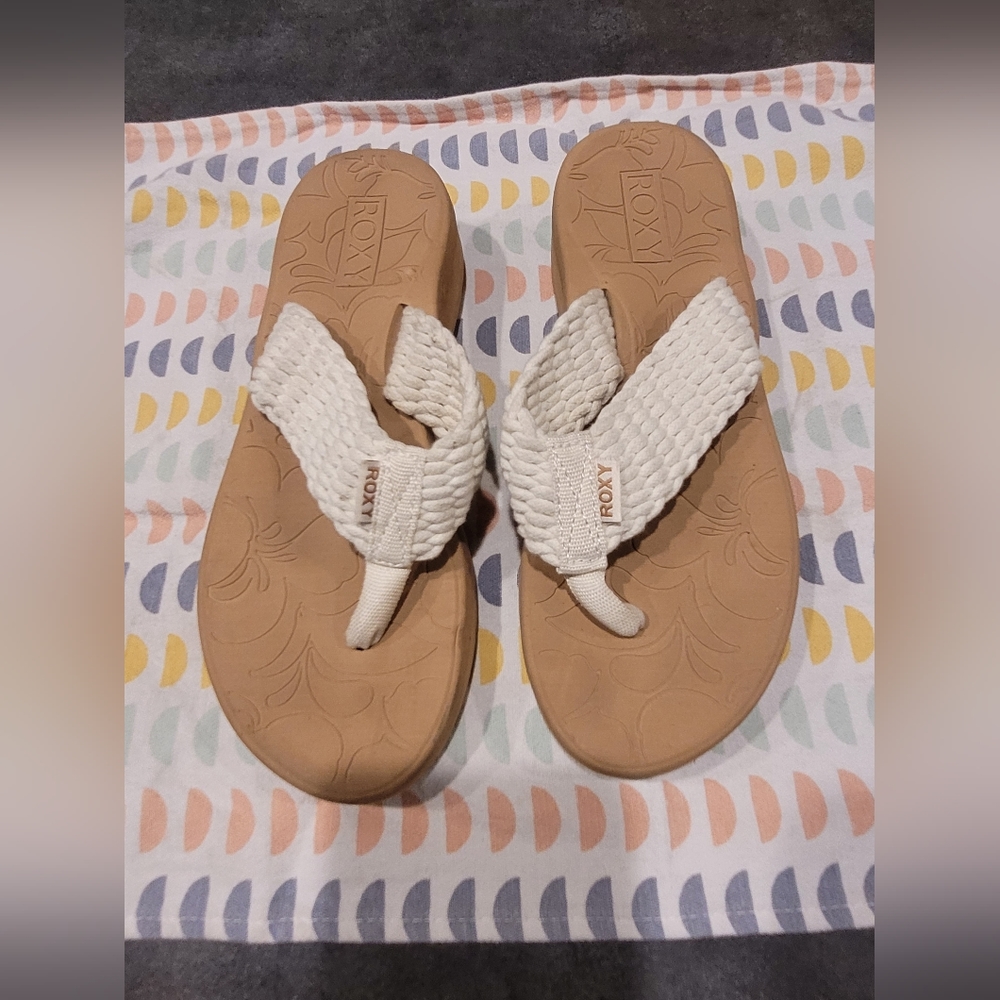 Roxy wedge sandles